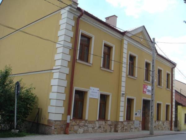Noclegi Tyczyn Luaran gambar